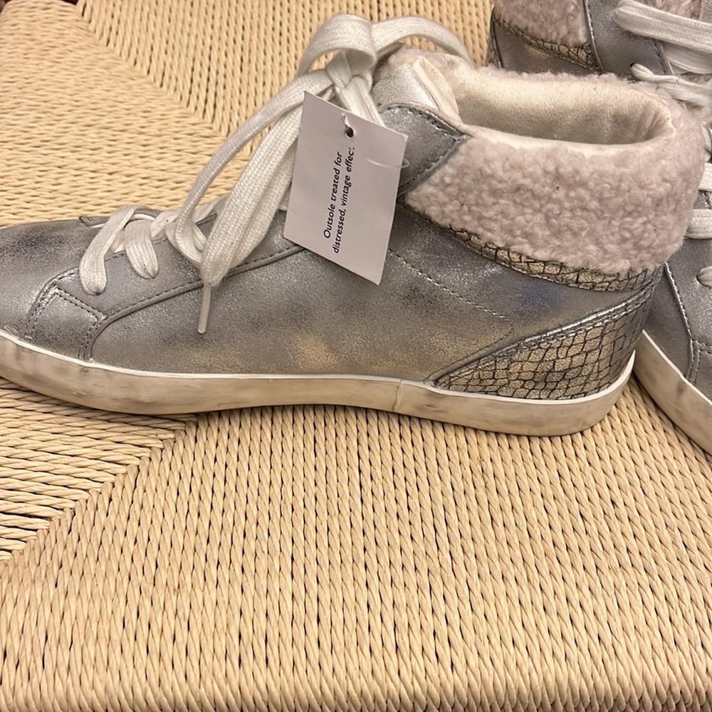Nine West Stunnah 3 Women's High-Top Sneakers
by Nine West - Picture 6 of 8